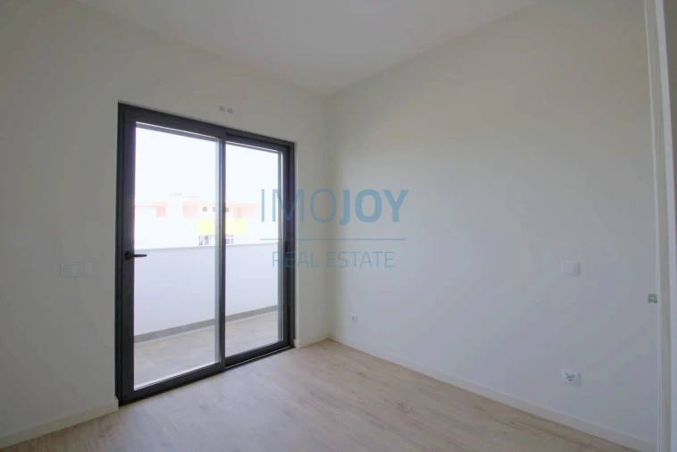 Apartamento T4 para Venda em Portimão Foto 26