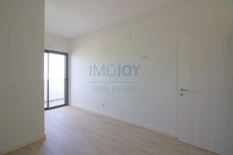 Apartamento T4 para Venda em Portimão Foto 27