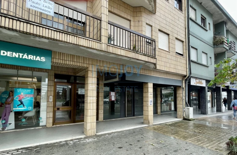 Loja para Venda em Paços de Ferreira Foto 17