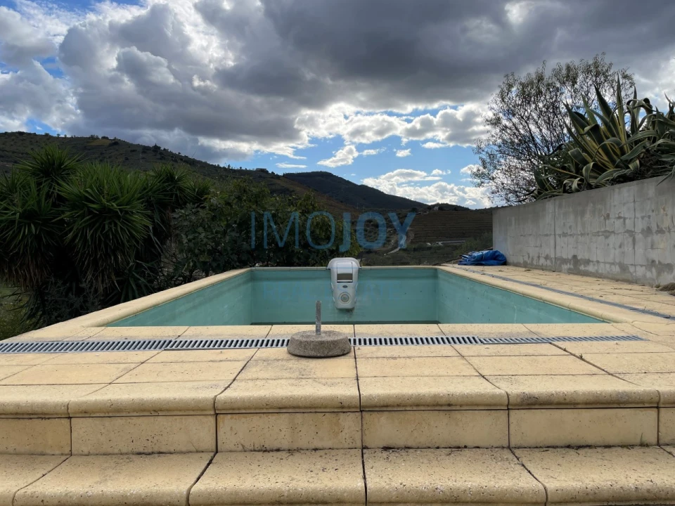 Quinta T4 para Venda em Vila Nova de Foz Côa Foto 29