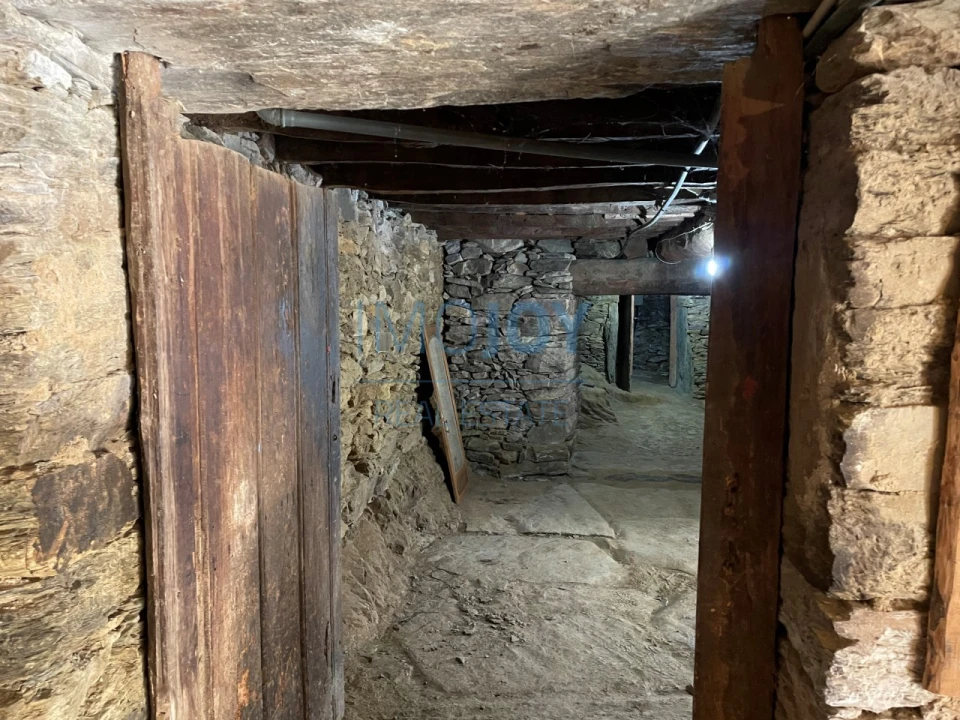 Quinta T4 para Venda em Vila Nova de Foz Côa Foto 56