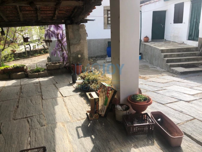 Quinta T4 para Venda em Vila Nova de Foz Côa Foto 36