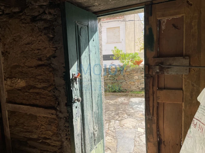 Quinta T4 para Venda em Vila Nova de Foz Côa Foto 58