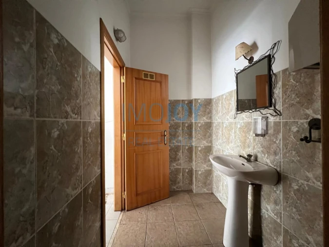 Loja para Arrendamento em Queluz e Belas Foto 9