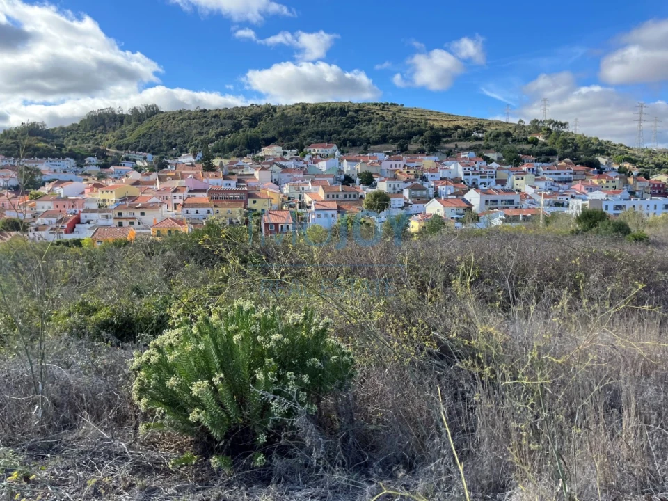 Terreno para Venda em Fanhões Foto 9