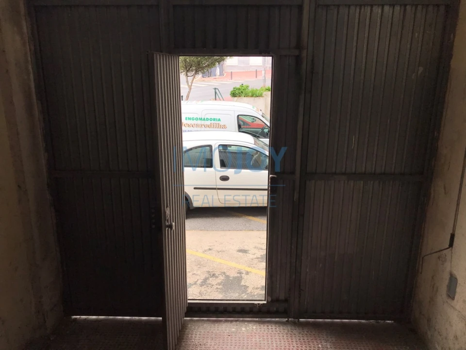 Armazém para Venda em Algés, Linda-A-Velha e Cruz Quebrada-Dafundo Foto 15