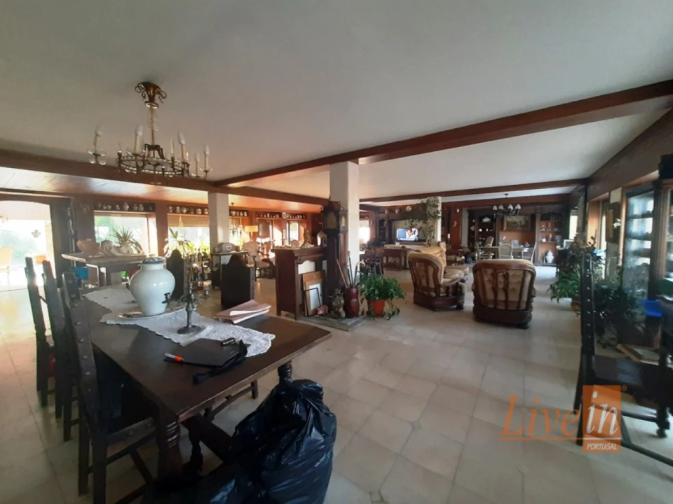 Apartamento T5 para Venda em A dos Cunhados e Maceira Foto 17