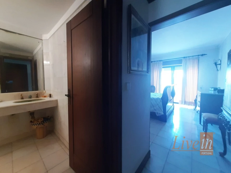 Apartamento T5 para Venda em A dos Cunhados e Maceira Foto 38