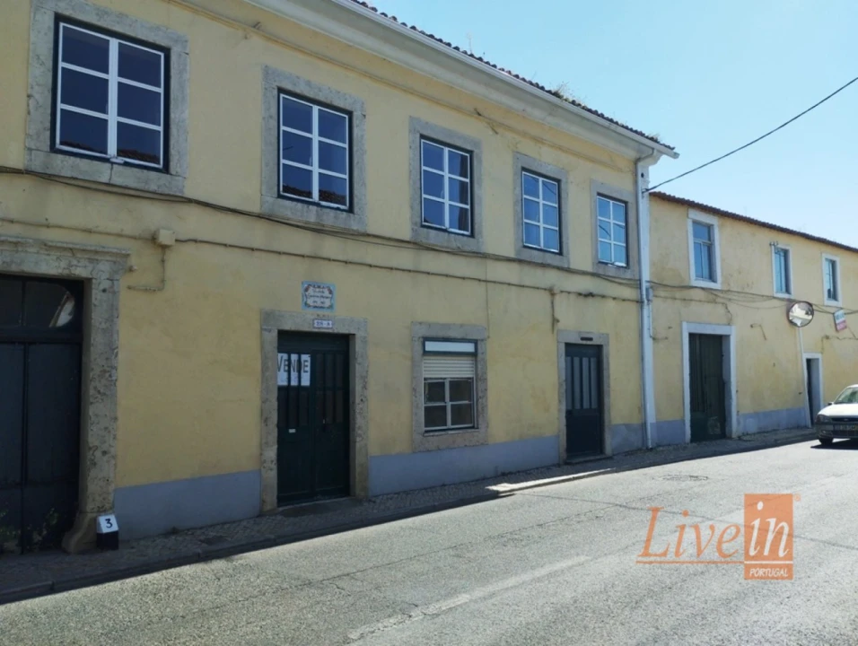 Moradia T10 para Venda em Santo Antão e São Julião do Tojal Foto 3