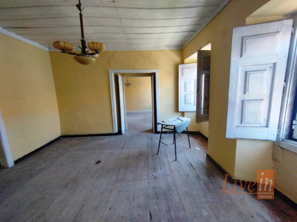 Moradia T10 para Venda em Santo Antão e São Julião do Tojal Foto 16