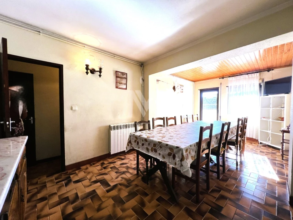 Moradia T4 para Venda em Forjães Foto 12