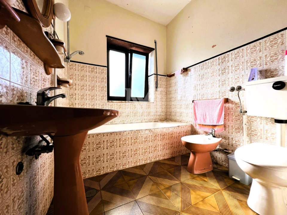 Moradia T4 para Venda em Forjães Foto 17