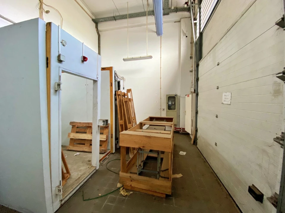 Loja para Arrendamento em Moreira Foto 14