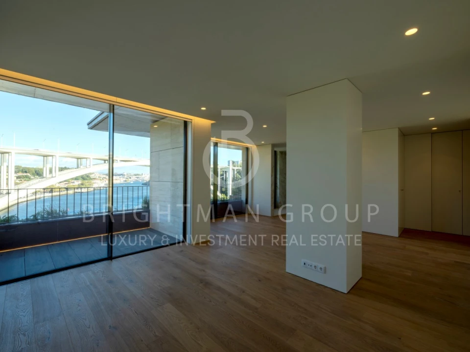 Apartamento T3 para Venda em Lordelo do Ouro e Massarelos Foto 64