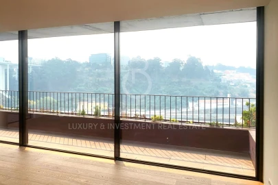Apartamento T3 para Venda em Lordelo do Ouro e Massarelos
