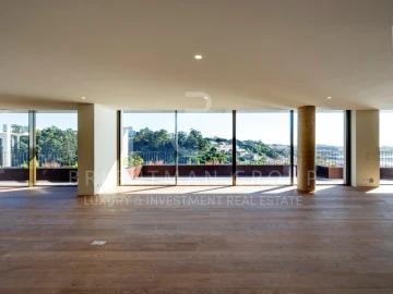 Apartamento T3 para Venda em Lordelo do Ouro e Massarelos