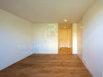 Apartamento T3 para Venda em Lordelo do Ouro e Massarelos