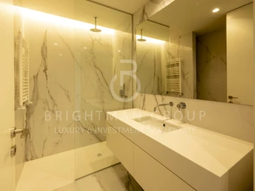 Apartamento T3 para Venda em Lordelo do Ouro e Massarelos