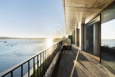 Apartamento T3 para Venda em Lordelo do Ouro e Massarelos