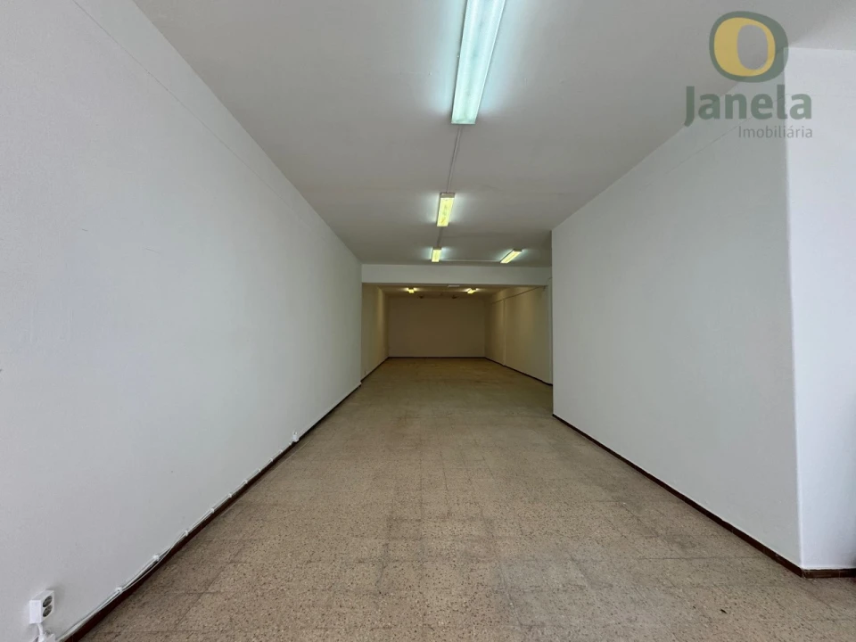 Loja para Venda em Faro (Sé e São Pedro) Foto 6