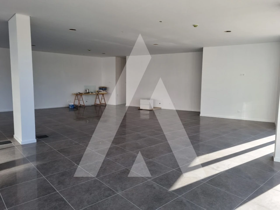 Loja para Venda em Meirinhas Foto 5