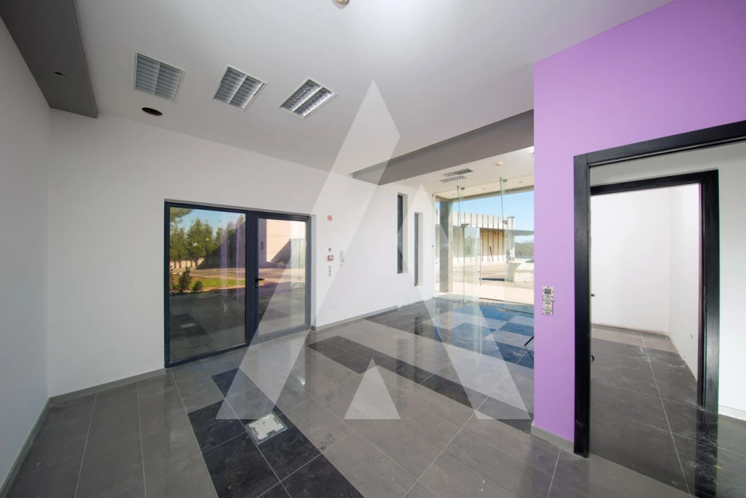 Armazém para Venda em Vermoil Foto 20