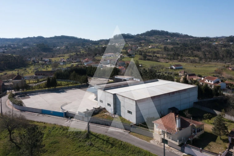 Armazém para Venda em Vermoil