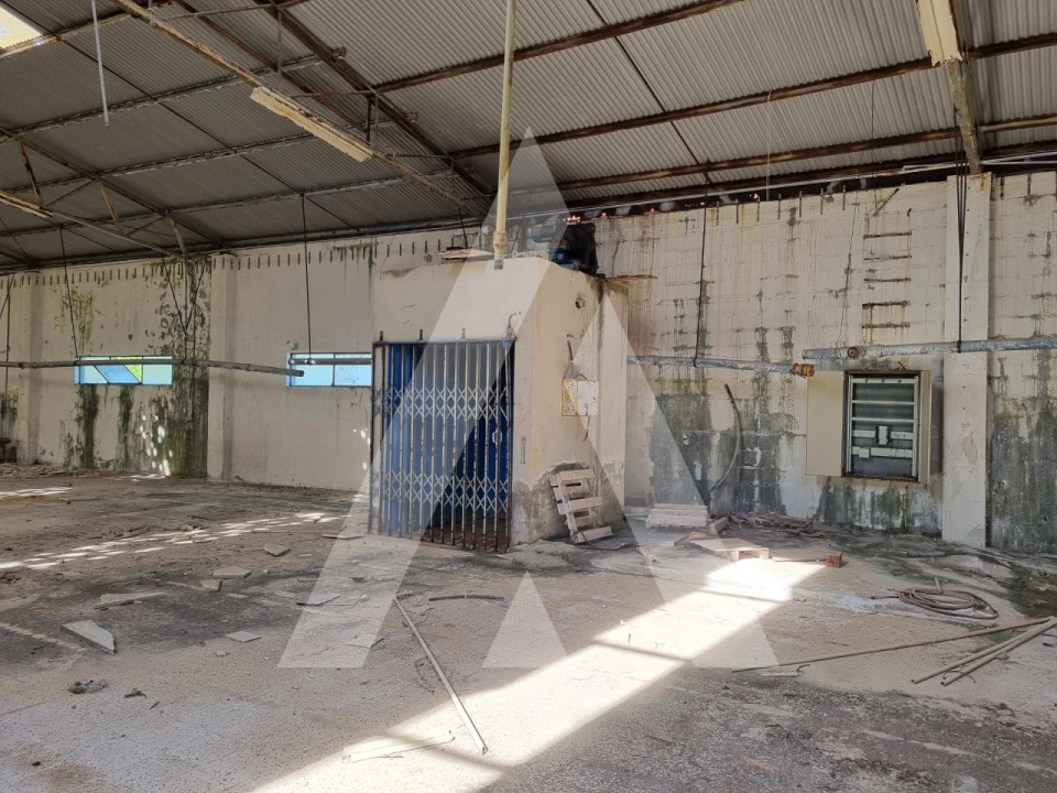 Armazém para Venda em Maceira Foto 22