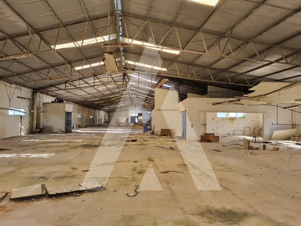 Armazém para Venda em Maceira Foto 32