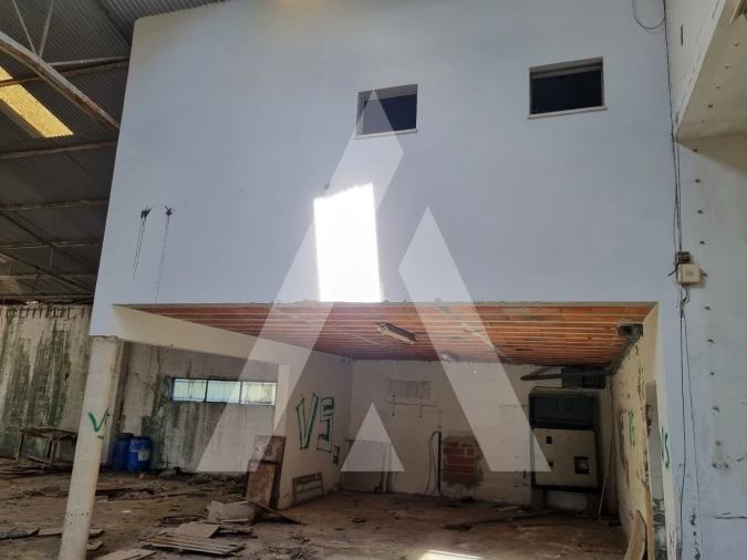 Armazém para Venda em Maceira Foto 13
