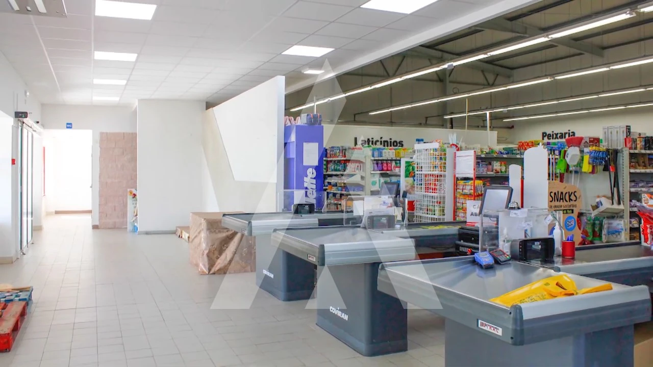 Armazém para Venda em Pussos São Pedro Foto 10