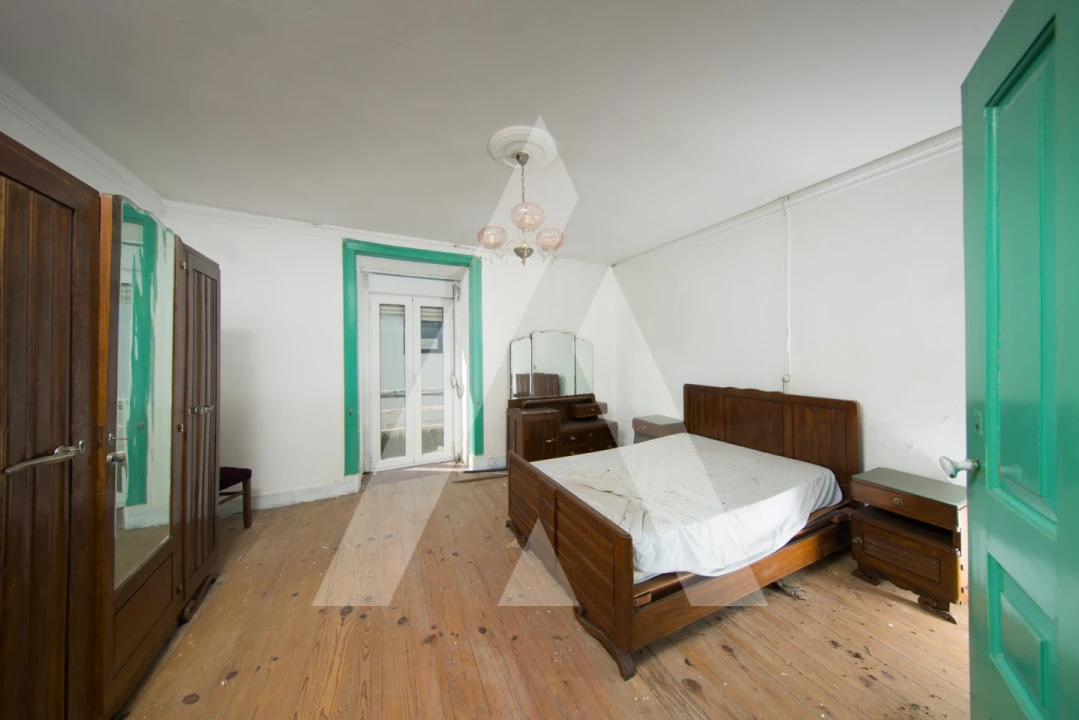 Prédio para Venda em Louriçal Foto 2