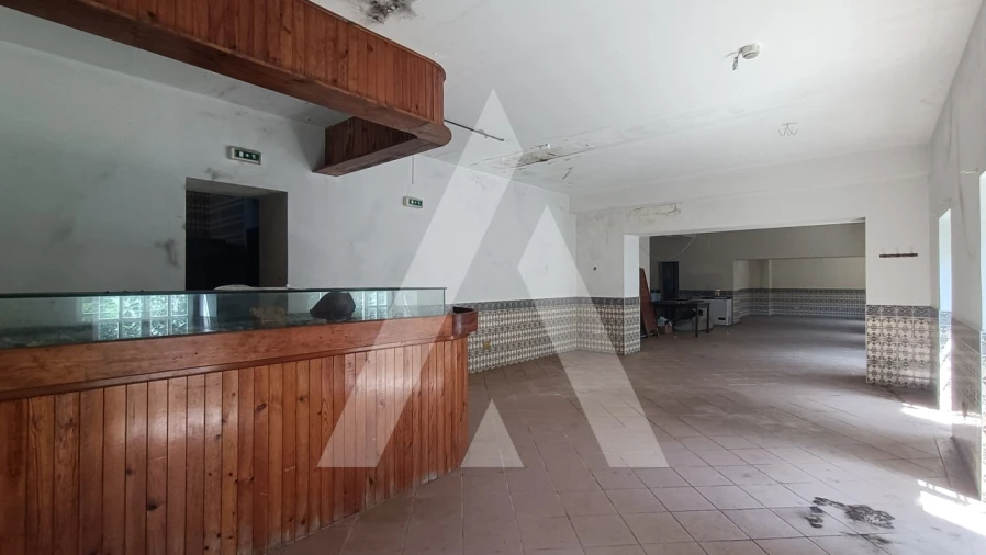 Moradia T3 para Venda em Aguda Foto 6