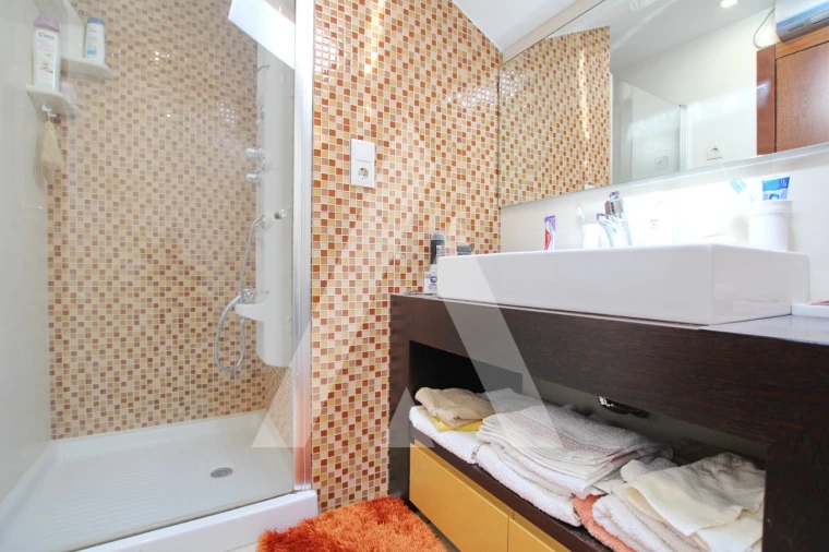Apartamento T2 para Venda em Quarteira Foto 14