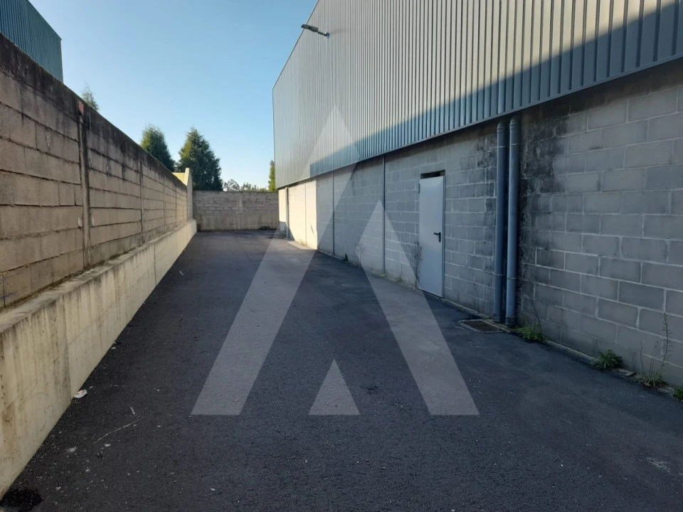 Armazém para Venda em Palhaça Foto 5