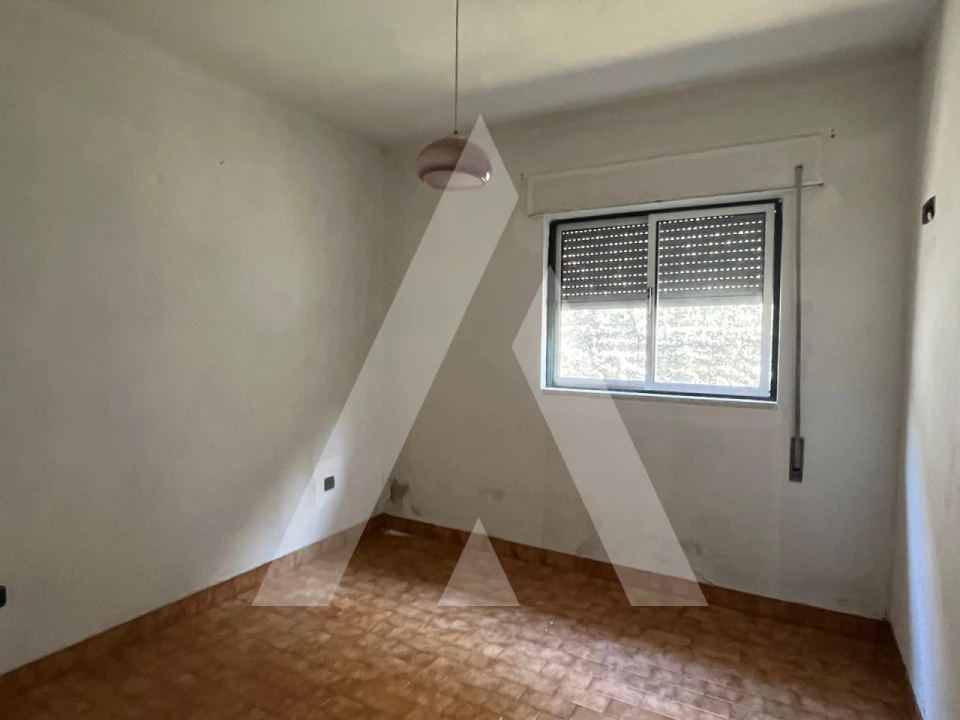 Moradia T4 para Venda em Amor Foto 9