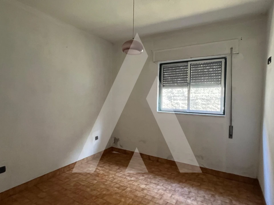 Moradia T4 para Venda em Amor Foto 11