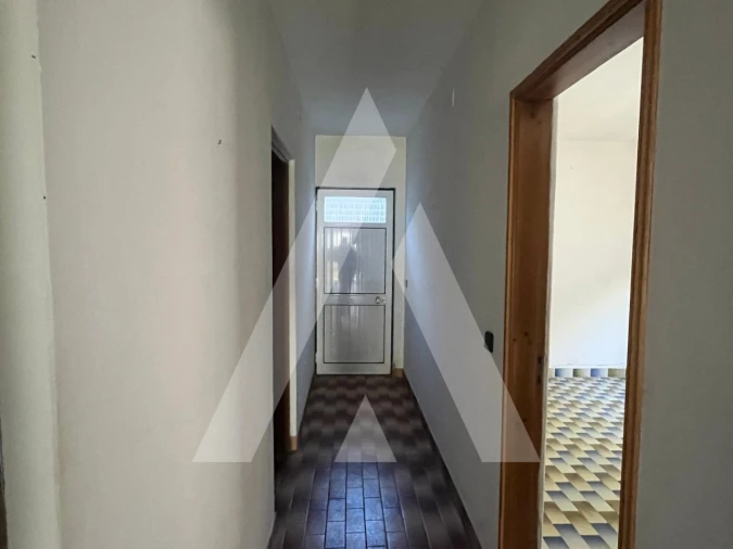 Moradia T4 para Venda em Amor Foto 8