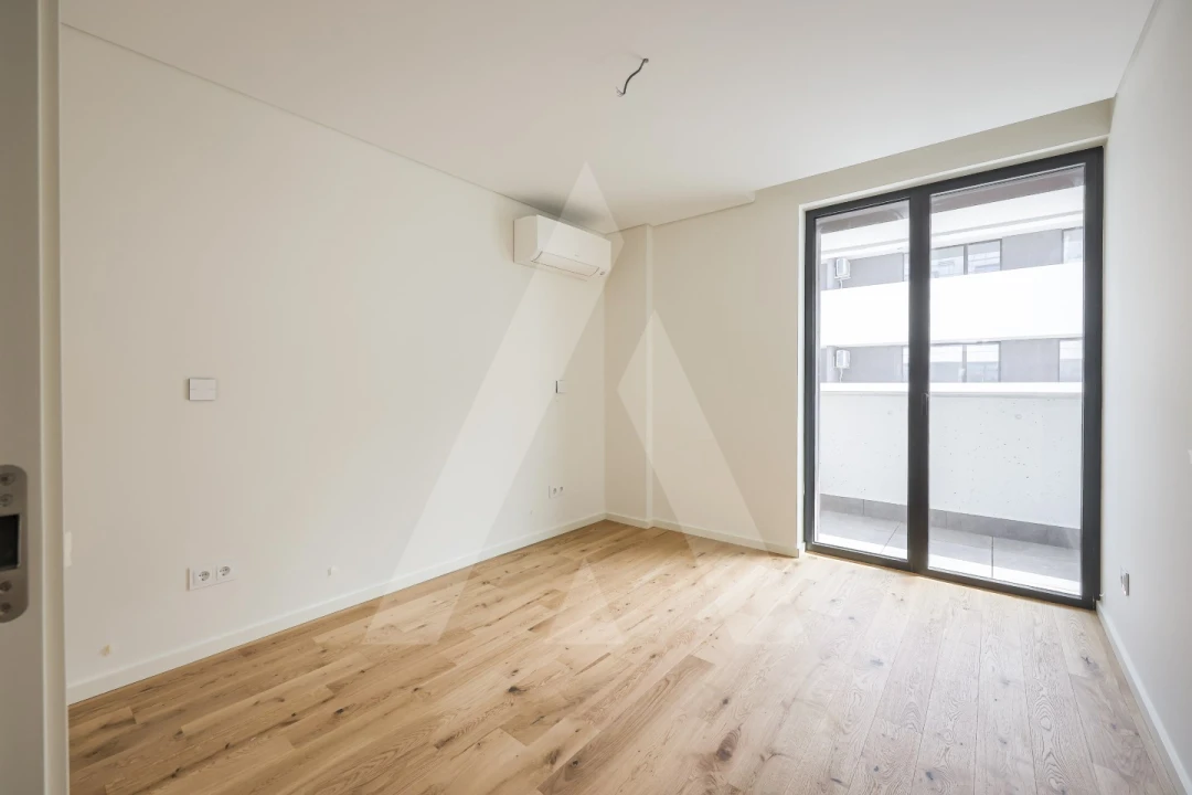 Apartamento T3 para Venda em Glória e Vera Cruz Foto 8