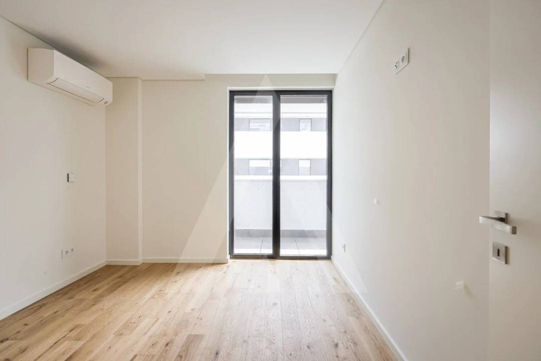 Apartamento T3 para Venda em Glória e Vera Cruz Foto 9