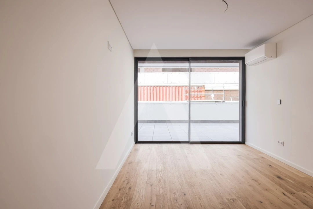 Apartamento T3 para Venda em Glória e Vera Cruz Foto 11