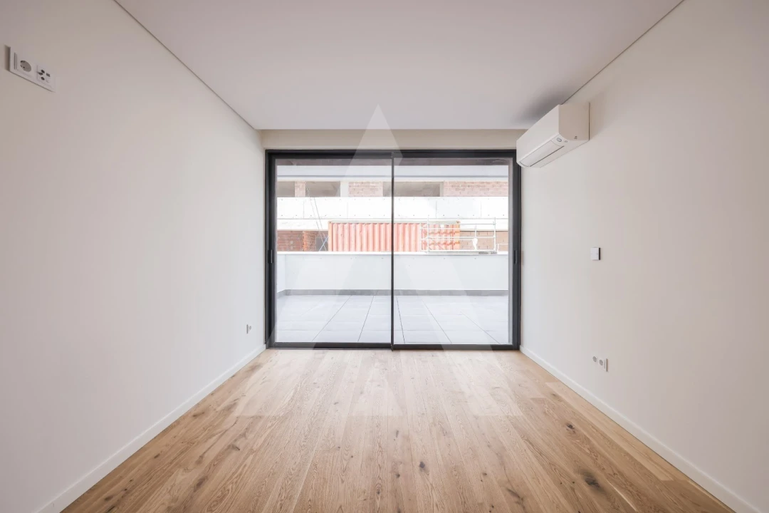 Apartamento T3 para Venda em Glória e Vera Cruz Foto 13