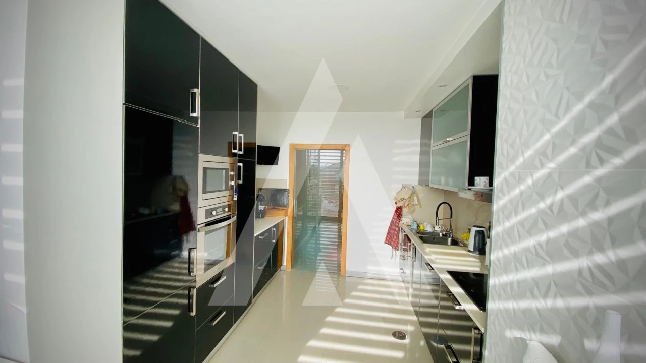 Apartamento T2 para Venda em São Bernardo Foto 11
