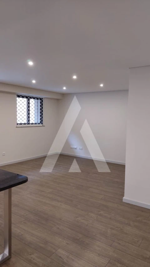 Apartamento T2 para Venda em Cedofeita, Santo Ildefonso, Sé, Miragaia, São Nicolau e Vitória