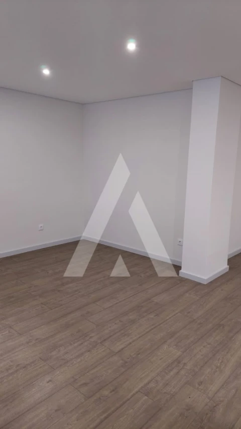 Apartamento T2 para Venda em Cedofeita, Santo Ildefonso, Sé, Miragaia, São Nicolau e Vitória