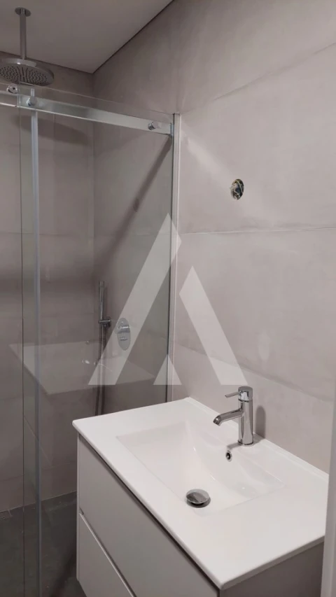 Apartamento T2 para Venda em Cedofeita, Santo Ildefonso, Sé, Miragaia, São Nicolau e Vitória