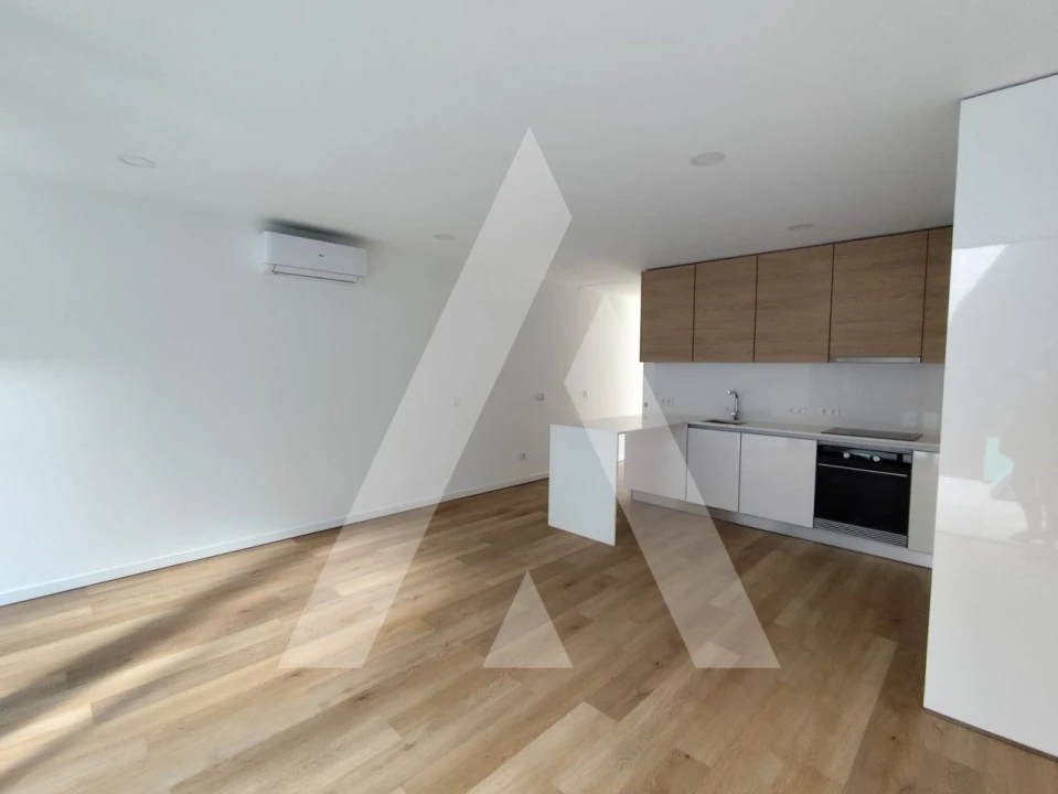 Apartamento T1 para Venda em Glória e Vera Cruz Foto 7