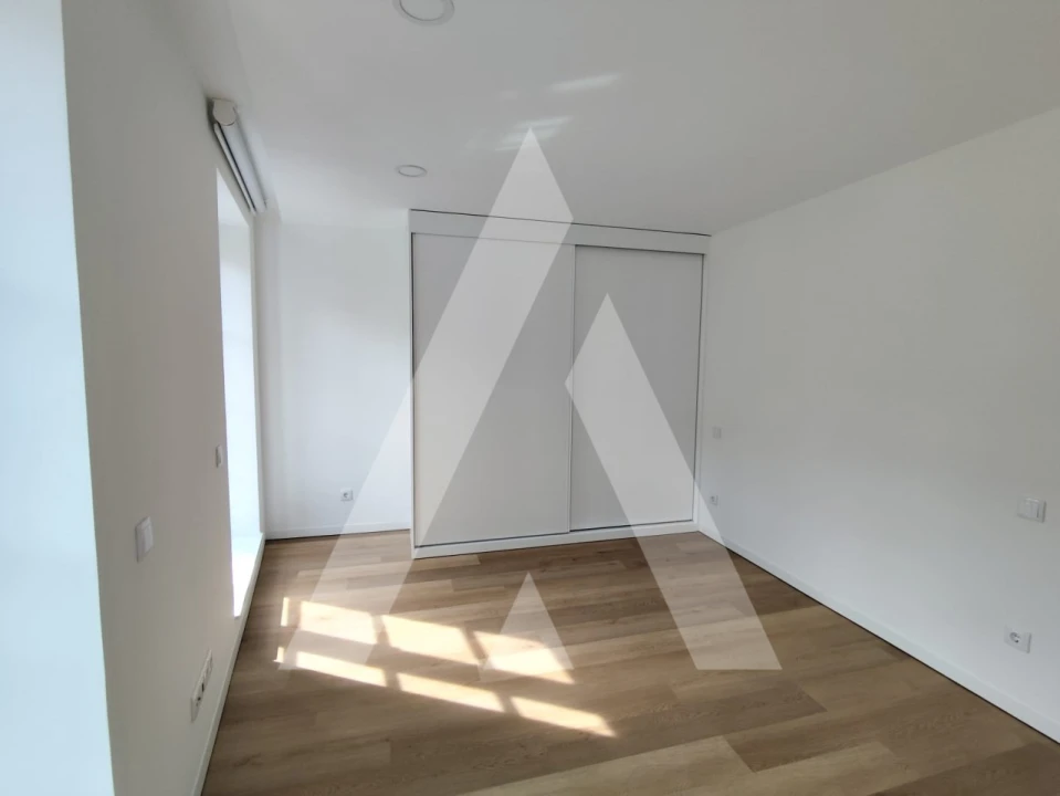 Apartamento T1 para Venda em Glória e Vera Cruz Foto 19