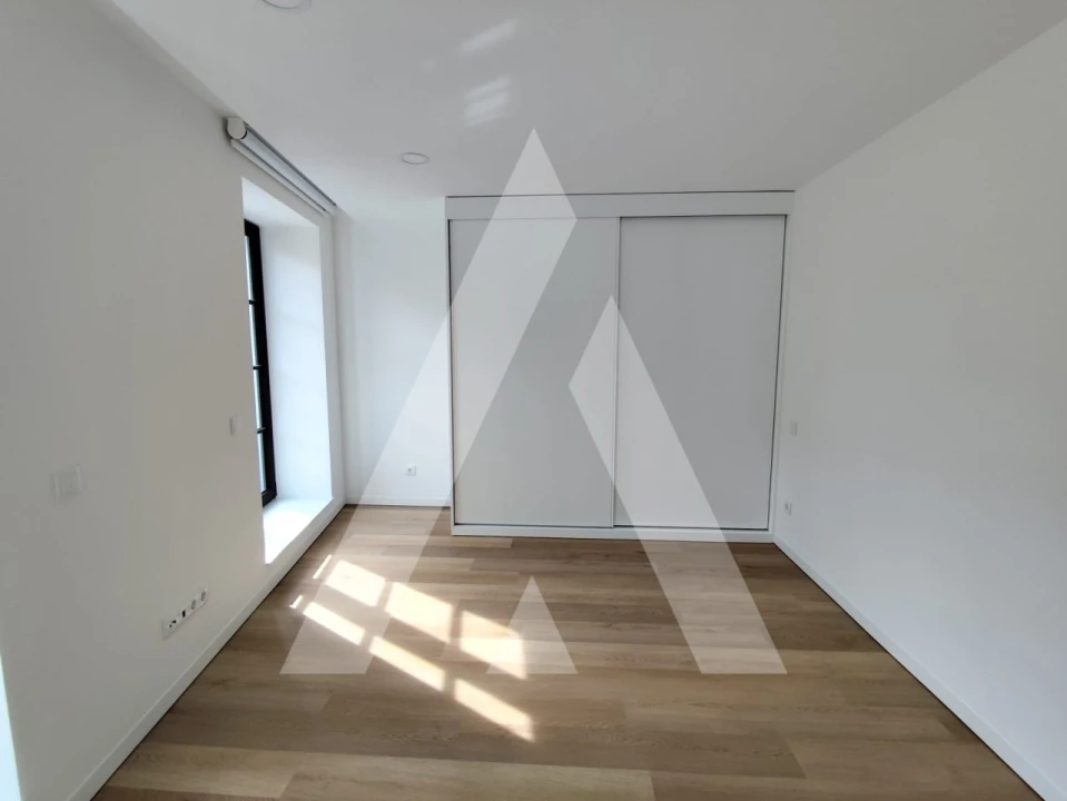 Apartamento T1 para Venda em Glória e Vera Cruz Foto 17