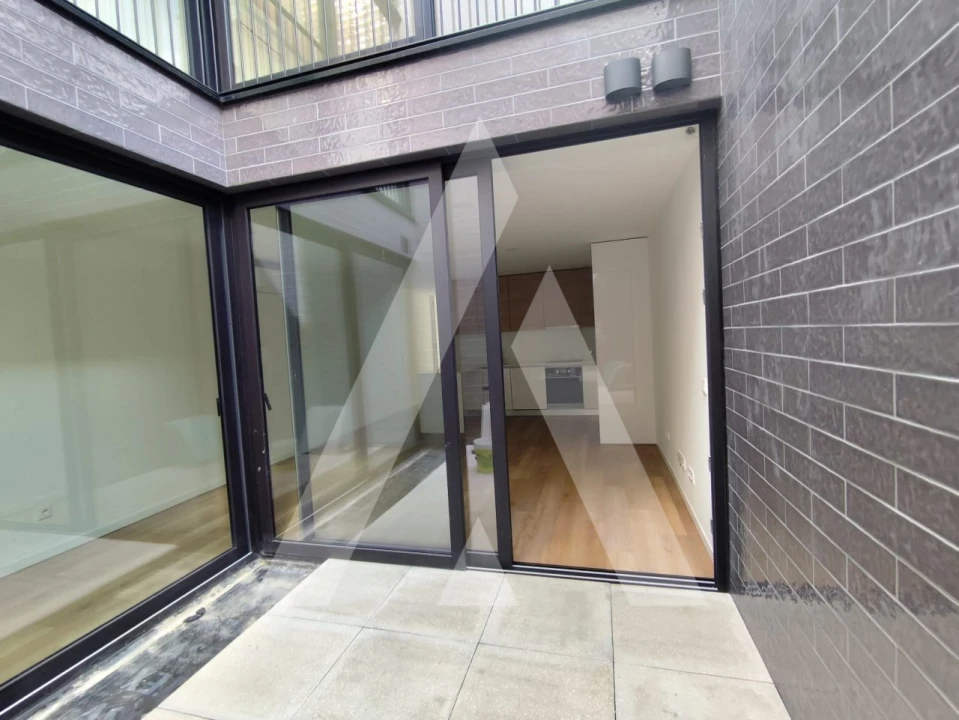 Apartamento T1 para Venda em Glória e Vera Cruz Foto 24